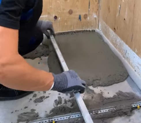 Полусухая стяжка своими руками: без воды и лишних движений